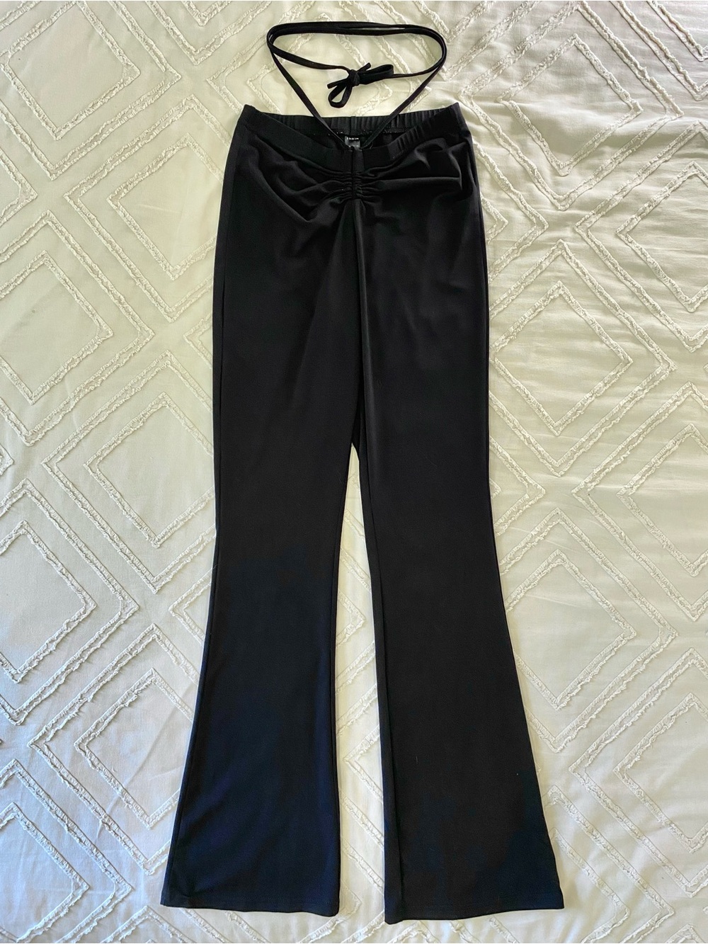 Black Ruched Front Drawstring Pants - Picture 2 of 4